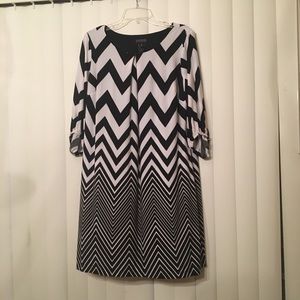 Women’s size 14 Enfocus dress